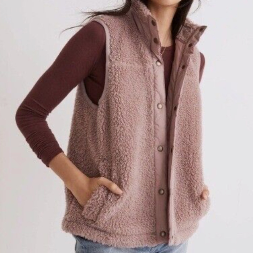 Madewell faux shearling pale thistle vest Small
